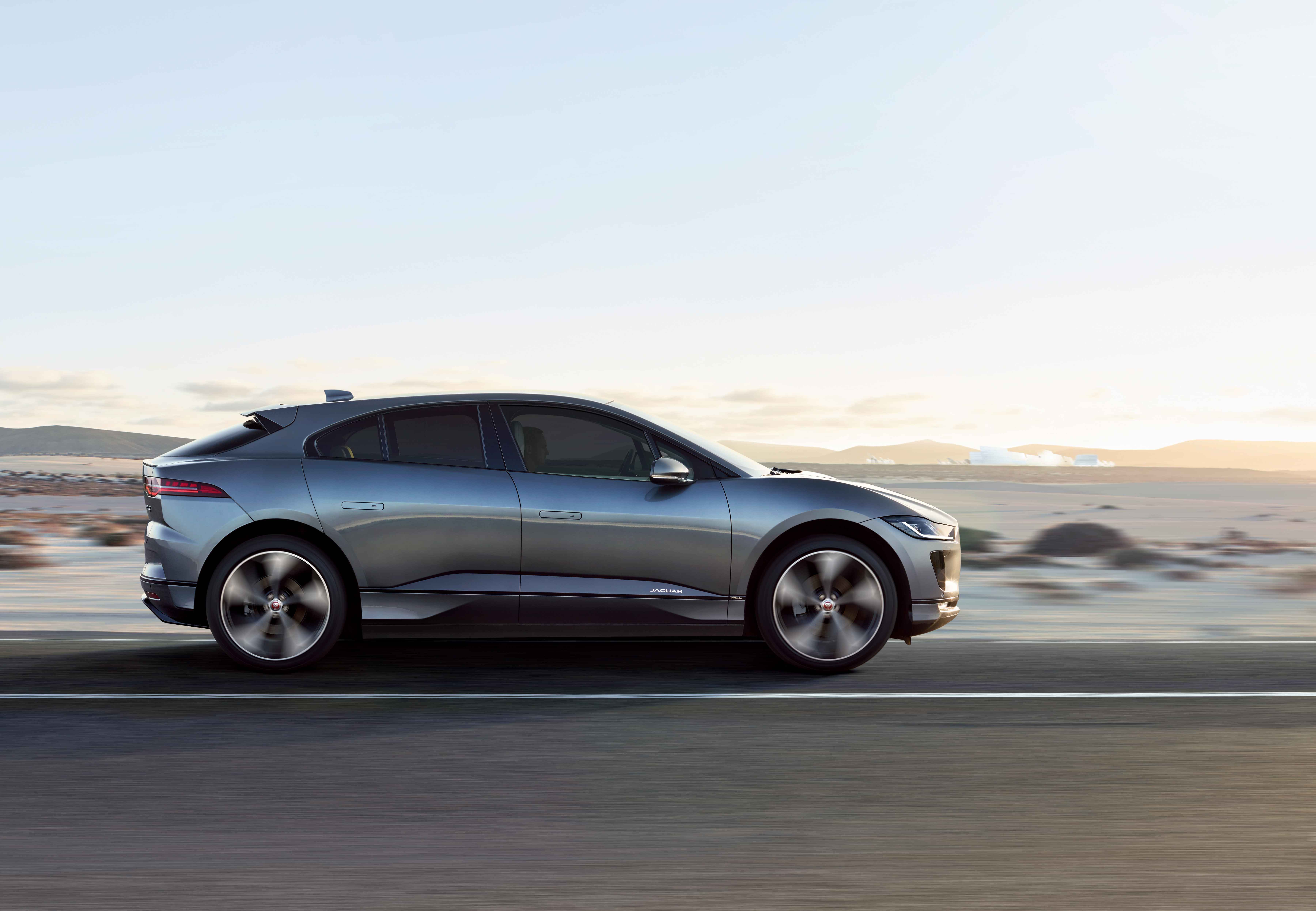 Review: Jaguar I-Pace SUV | PORTFOLIO Magazine